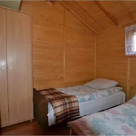 Letniskowy Jbj Irena ポビエロボ